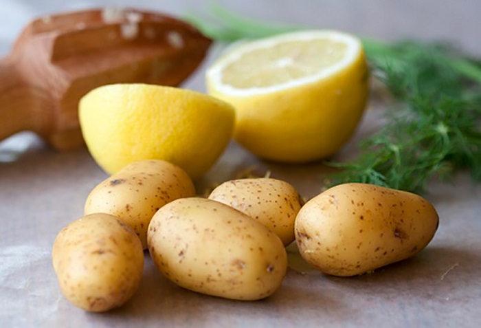 Mặt nạ từ chanh và khoai tây có tác dụng dưỡng da trắng sáng