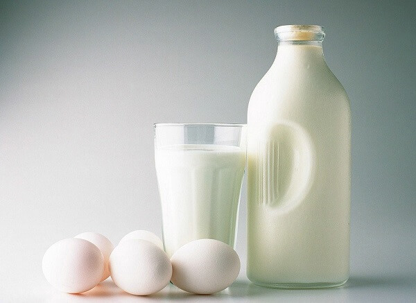 Sữa tươi không đường có khả năng dưỡng trắng nhanh và hiệu quả