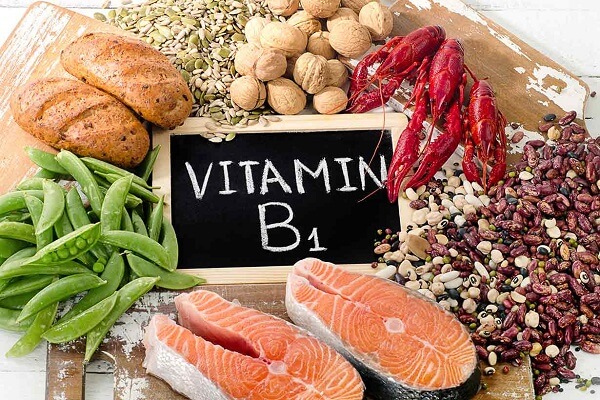 B1 là vitamin làm trắng da cực tốt nhờ khả năng ức chế tăng sắc tố, làm mờ thâm sạm